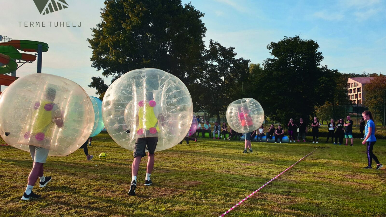 Bubble football na travnjaku Termi Tuhelj